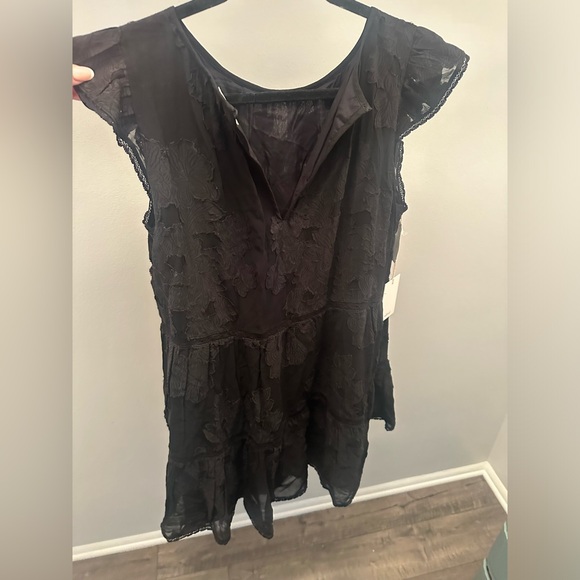 Aritzia dress - Picture 4 of 5